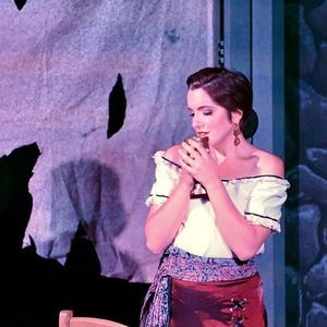 Meet your Posher, Máiri